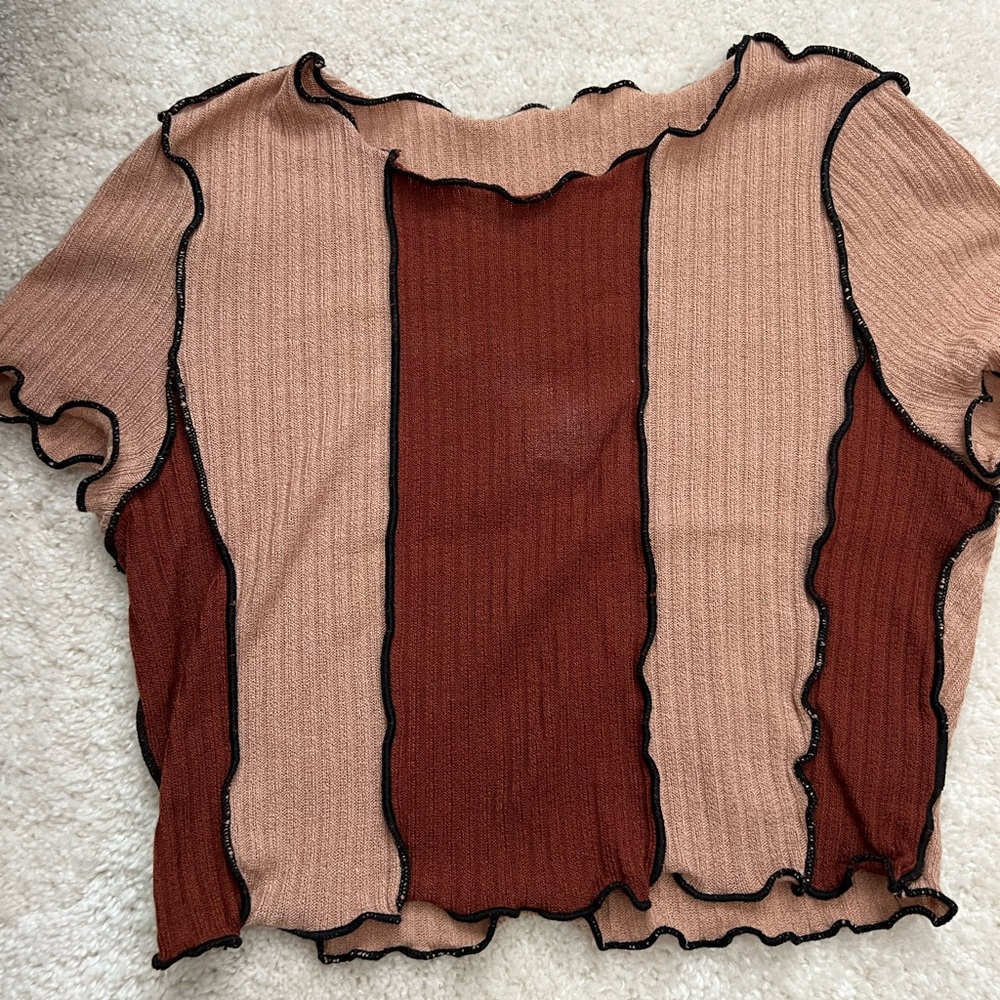 Brown t shirt with mixed fabric pattern